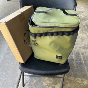 Green Insulated Cooler Bag